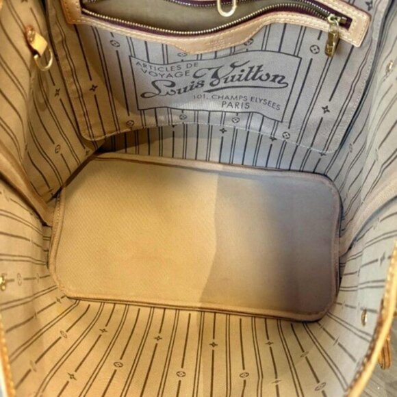 Louis Vuitton Monogram Neverfull MM - Picture 4 of 8